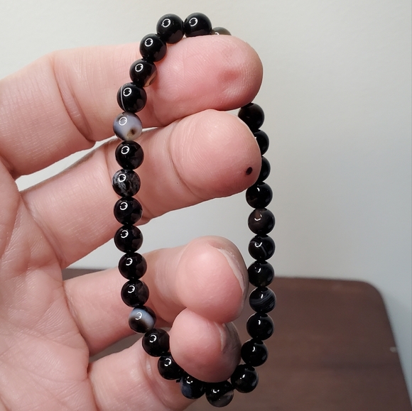 Black Agate Crystal Bracelet - Picture 4 of 6
